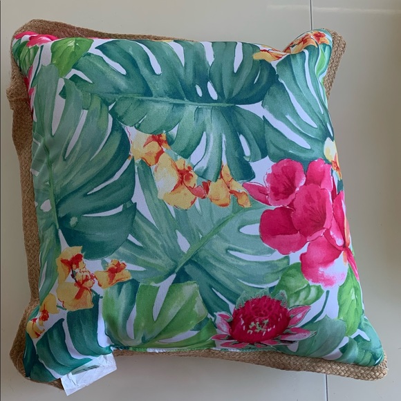 NWT- HOUSEFUL 2 PIECE SET PILLOW - Picture 7 of 11